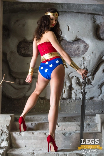 Elena - Wonder Woman Legs Paradise